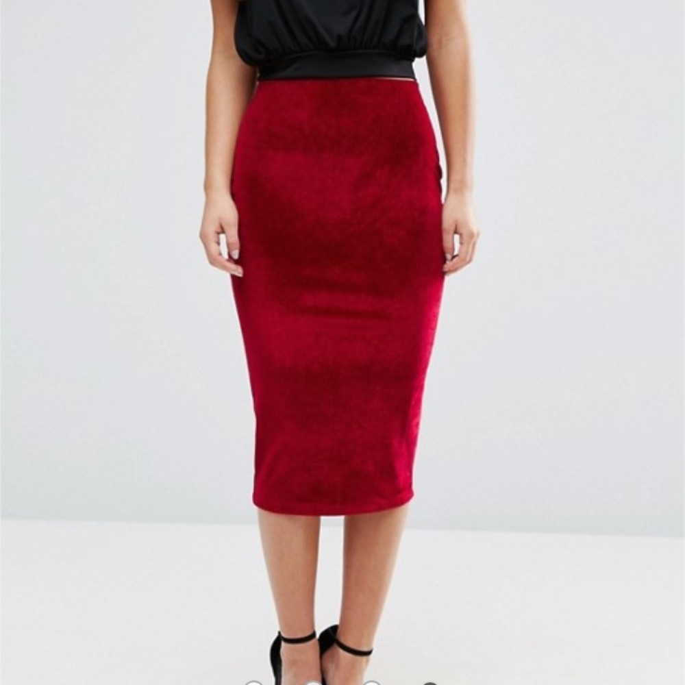 Elegant Red Midi Skirt